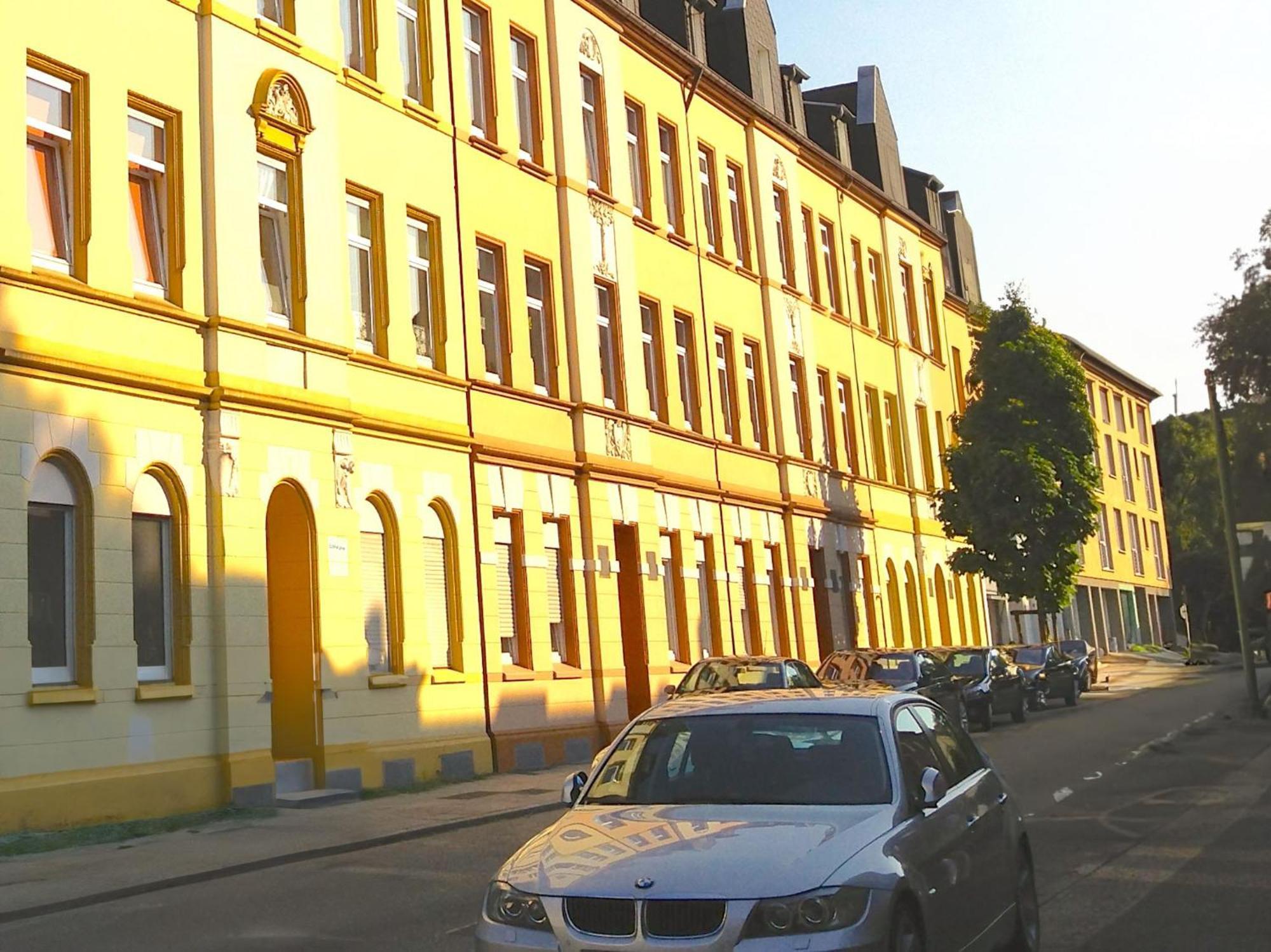Rue Business & * Essen